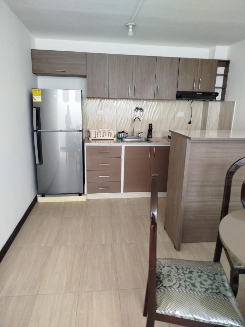 Apartment Moderno Huespedes *